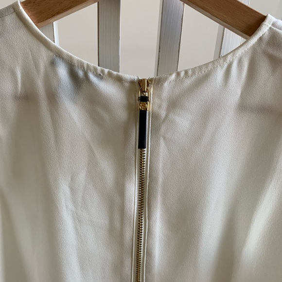 Ann Taylor White tank top Petite XSP - Picture 4 of 4